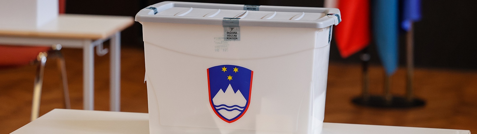 SPREMINJA SE NAČIN VOLITEV POSLANCEV DRŽAVNEGA ZBORA RS – IZRAZIMO MNENJE!