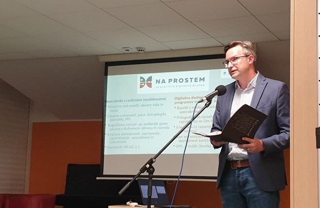 Obrazi nevladnikov: Simon Delakorda, Zavod INePA, Inštitut za elektronsko participacijo – »Digitalna preobrazba je etično vprašanje.«
