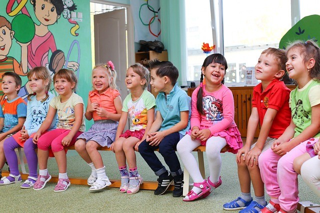 Krepitev mehkih veščin v praksi: mednarodna razprava za strokovne delavce v predšolski vzgoji