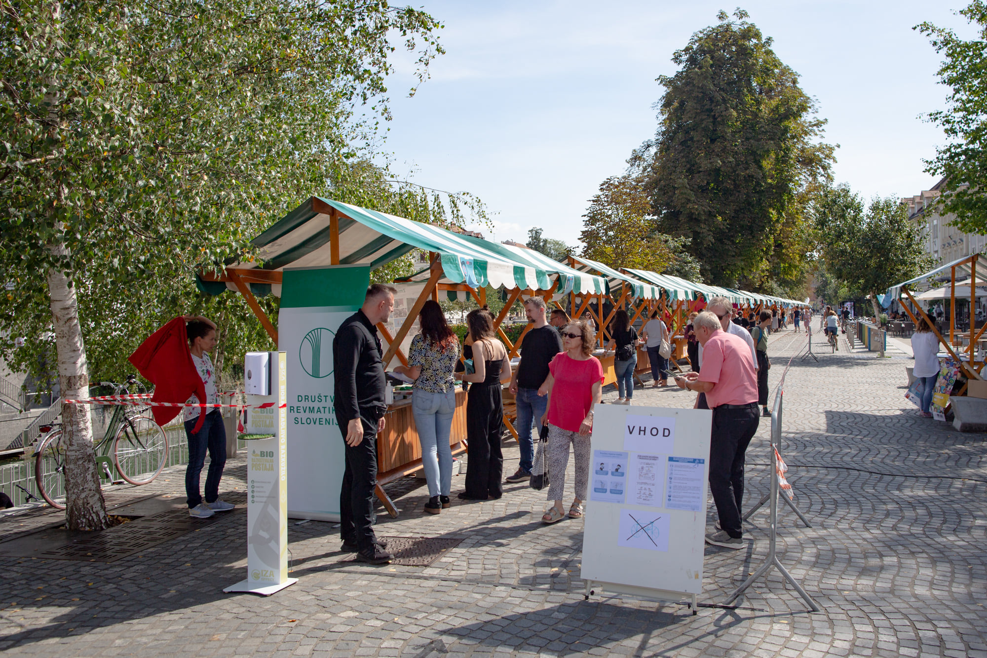 ŠE 30 PROSTIH MEST NA FESTIVALU LUPA