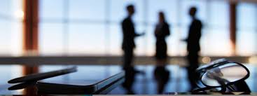 V JAVNO RAZPRAVO DANIH 12 NOVIH PREDLOGOV PREDPISOV, SKUPAJ ODPRTIH 28 JAVNIH RAZPRAV